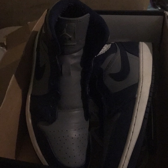 Retro jordan 1s - Picture 2 of 2